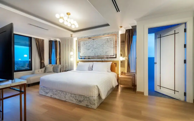 Nine River Hotel