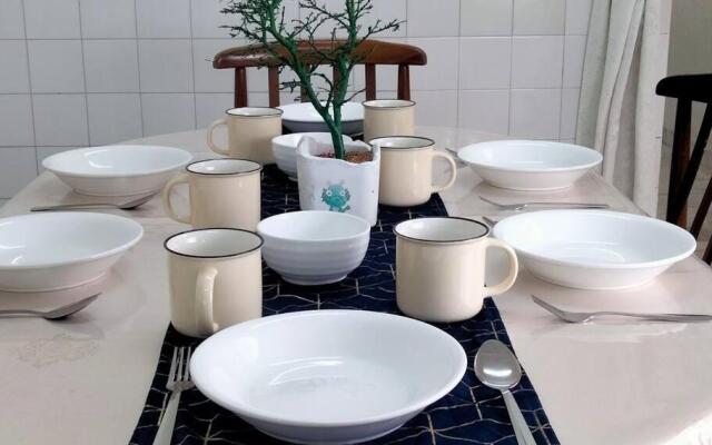 Homey 9pax 3BR MRT Cheras Tmn Suntex I HomeBrickz