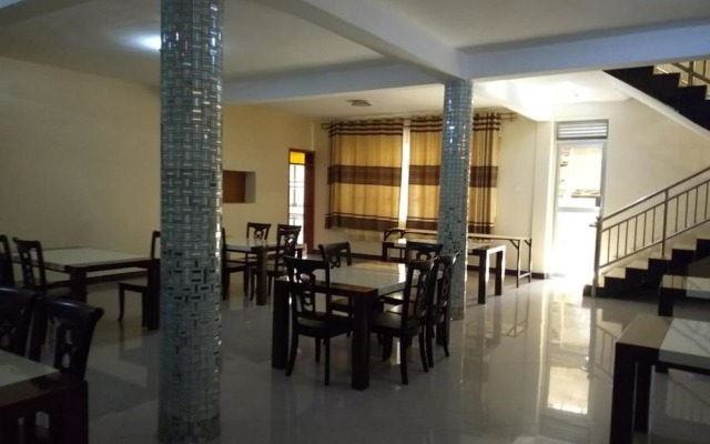 Court Lane Hotel