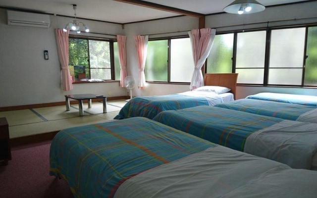 Villa Yamanami – Guest Rooms – Yamanakako