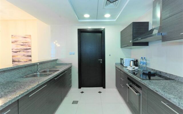 Amazing Gateway in the Marina Dubai