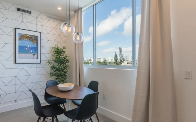VHC Luxury Apartments 538-203
