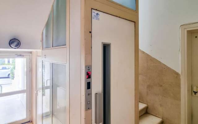 Rupin Pastel in Tel Aviv-yafo