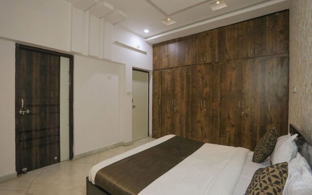 OYO 10287 Home 3BHK Villa near Lake City Mall