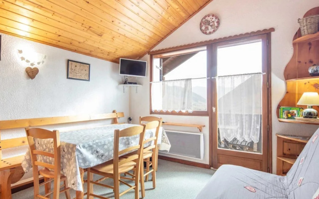 Studio in Saint-sorlin Near Ski Slopes