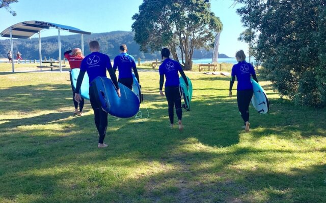 Surf N Stay Whangamata - Hostel