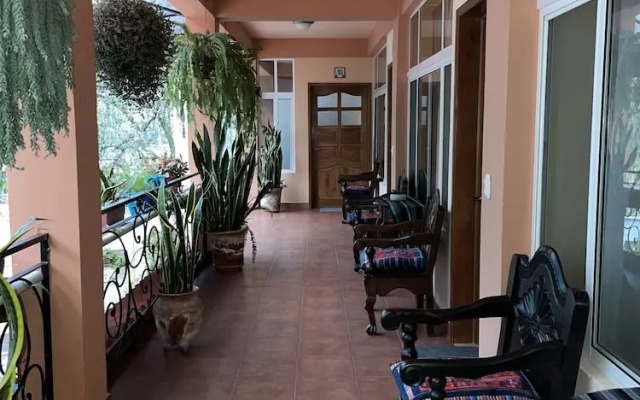 Jabel Tinamit Hotel & Villas