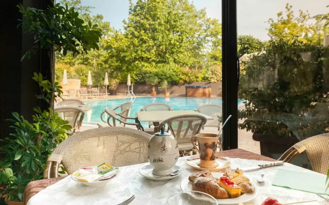 Alexia Palace Hotel Residence