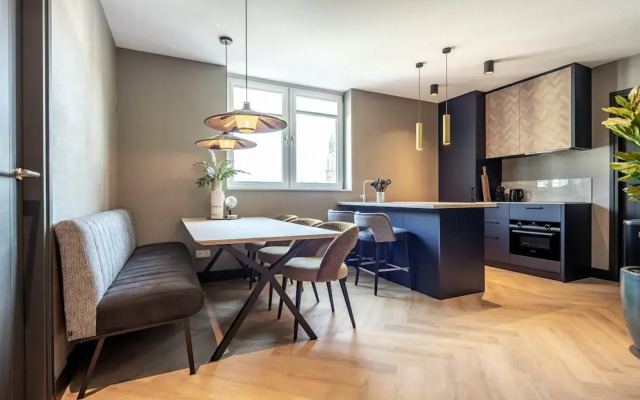 Historic Canal Home in Delft