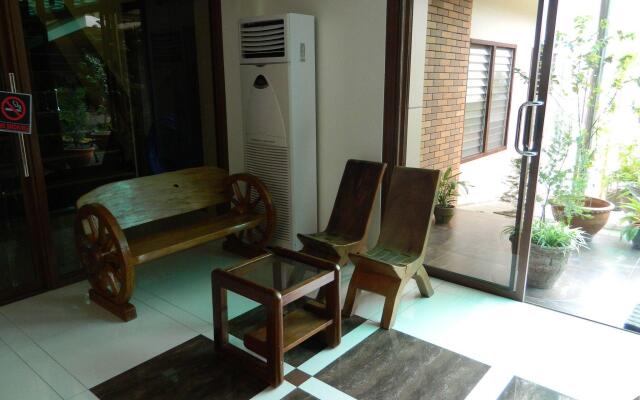 Qanaq Hotel