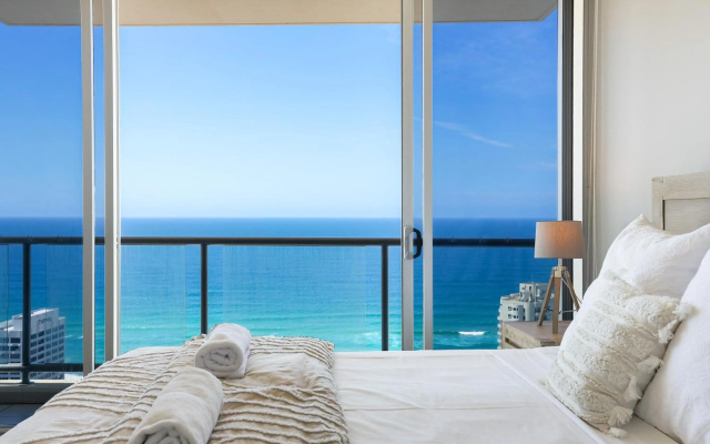 GCHR Chevron Renaissance – Guest Rooms – Gold Coast