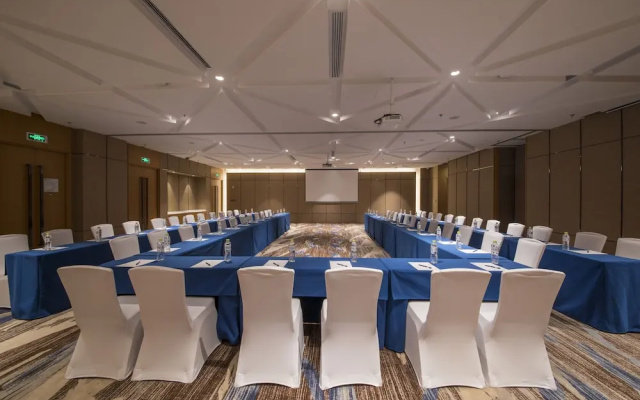 Holiday Inn Express Qingdao Chengyang Central