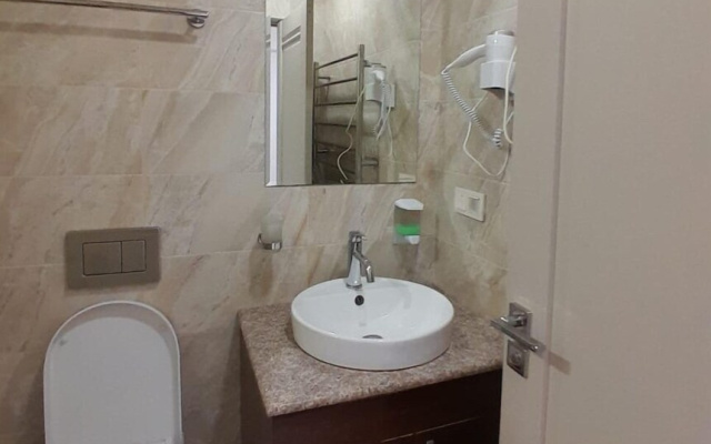 1bdr luxury apartment