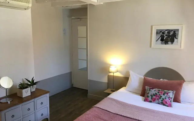 L'Adresse Boutique Hotel