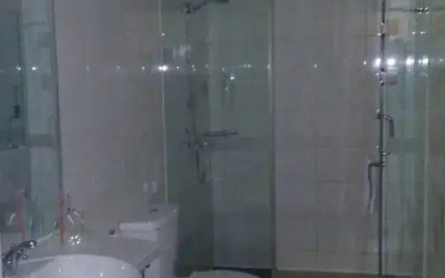 Hanting Hotel Lanzhou University Metro Station