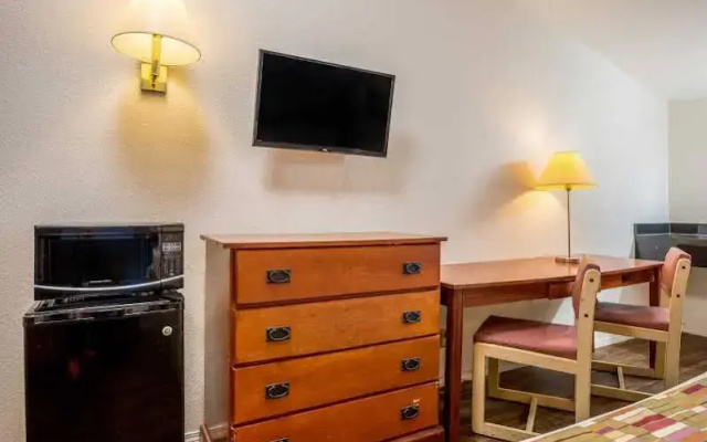 Rodeway Inn