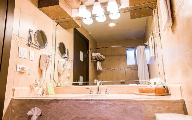 Maria Bonita Business Hotel & Suites