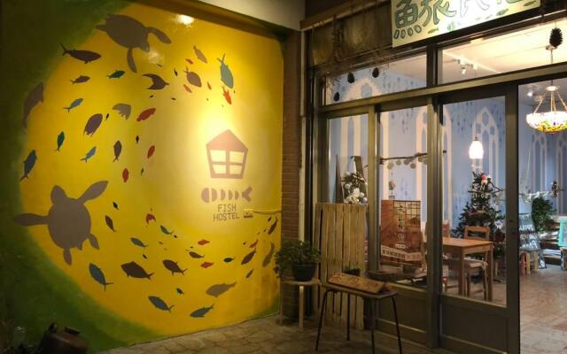 Fish hostel
