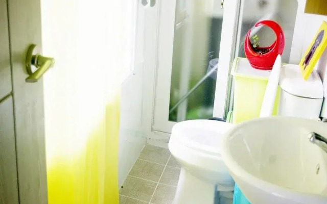 GDJ Guesthouse - Hostel