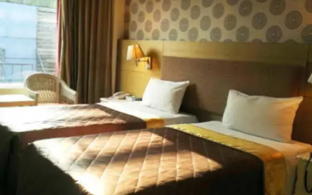 Home Yah SPA Motel