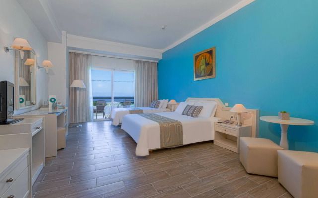 Kipriotis Panorama Hotel & Suites