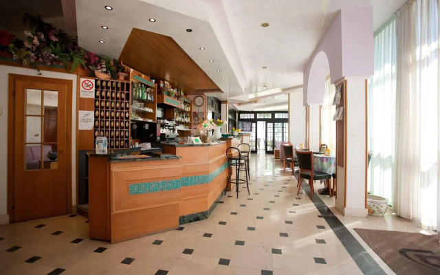 Hotel Ideal