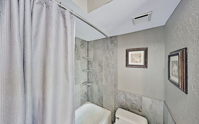 6182ndav 1 Bedroom Apts