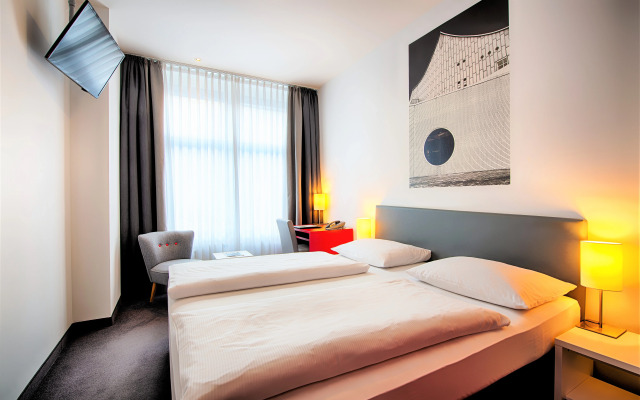 Garner Berlin Gendarmenmarkt, an IHG Hotel