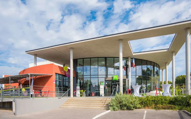 ibis Styles Pertuis Luberon