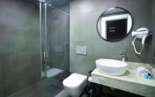 Estera Hotel & Spa