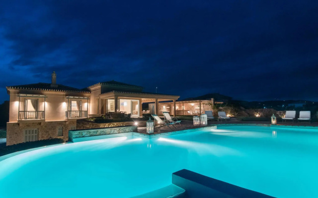 Luxurious Villa in Peloponnese With Pool