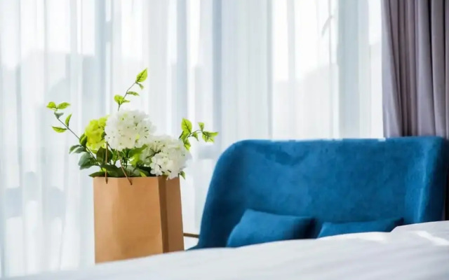 Mishe TEN Boutique Inn