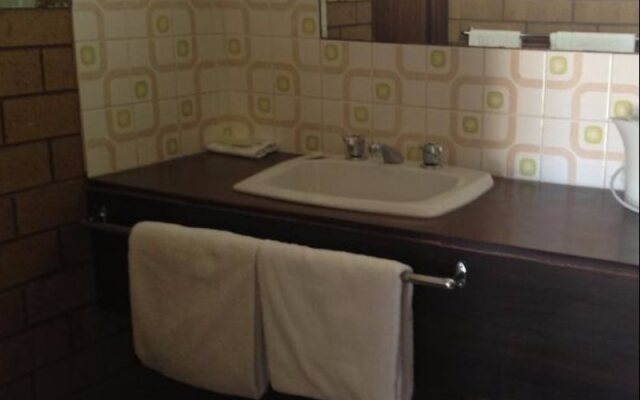 Rippleside Park Motor Inn