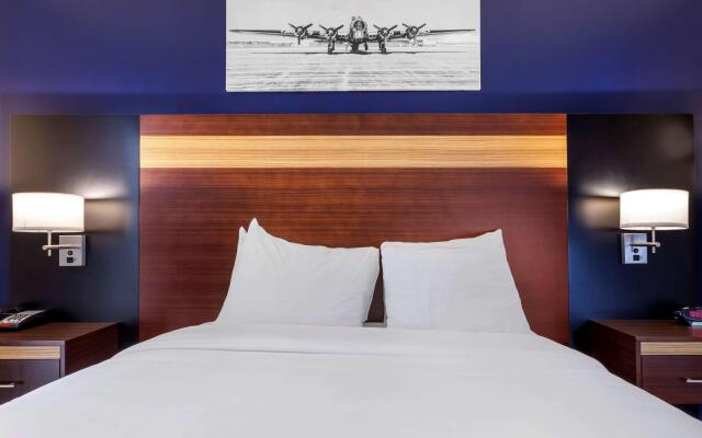 Avion Inn Near LGA Airport, Ascend Hotel Collection