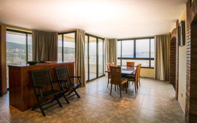 Sistach Rentals Cap Castell 3AB