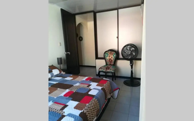 Apartamento Iluminado y muy central. Pereira