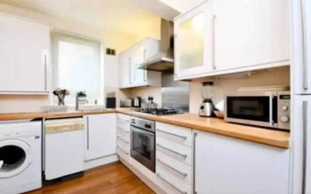 Sunny Flat Between Camden Town & Primrose Hill