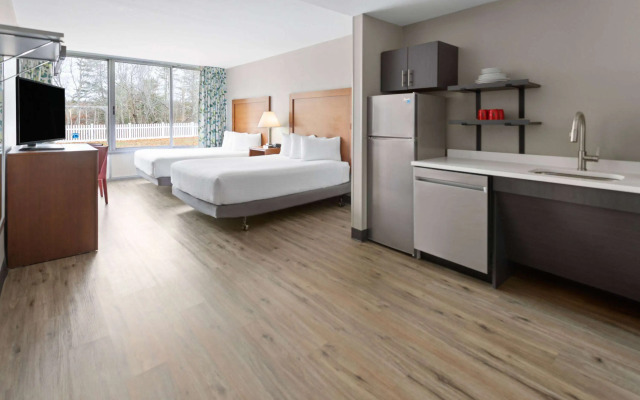 Hawthorn Extended Stay by Wyndham Ellsworth / Bar Harbor