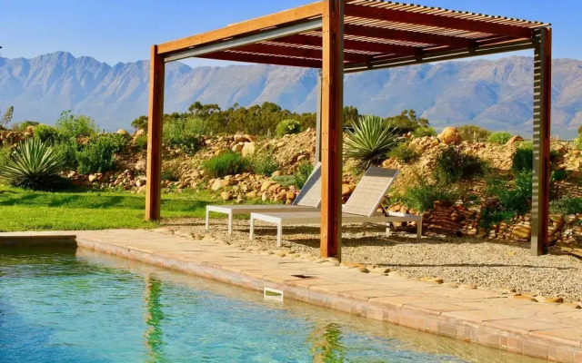 Duikersdrift Winelands Country Escape