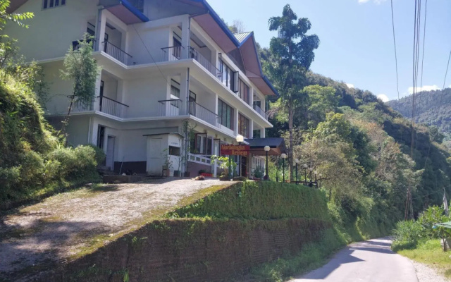Norbulingka Retreat