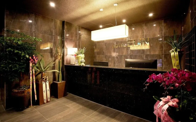 Guri Elin Hotel