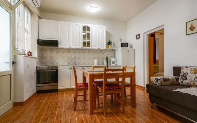 Apartments Vicenco  top location  Split
