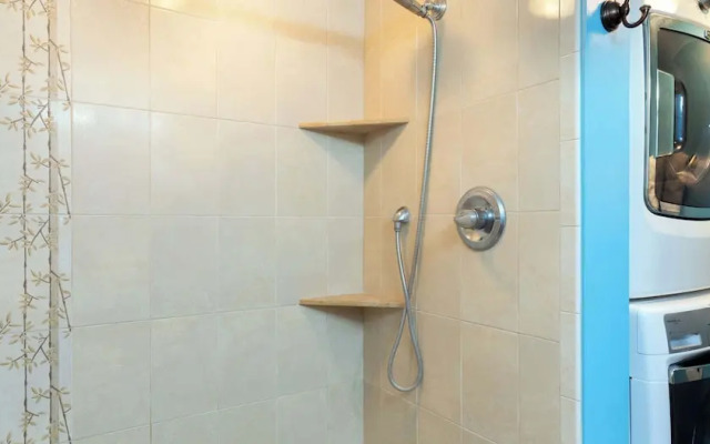 Steps From Magic Sands Pool, Wi-fi & Attractions