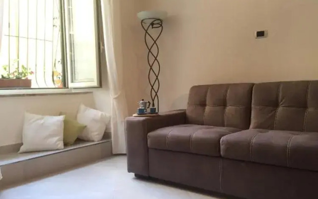 Santi Apostoli House