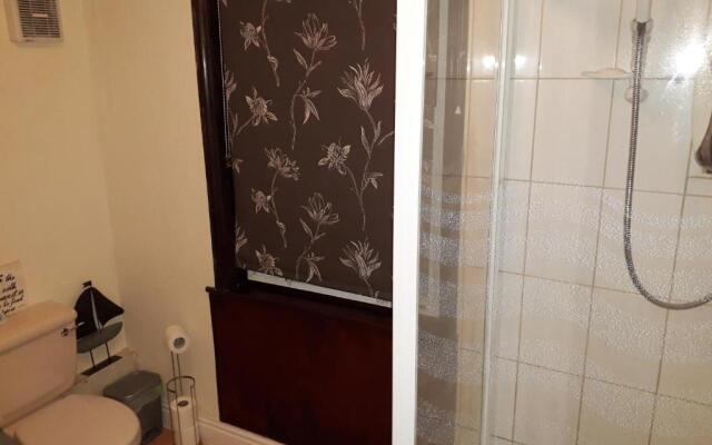 Caversham Lodge