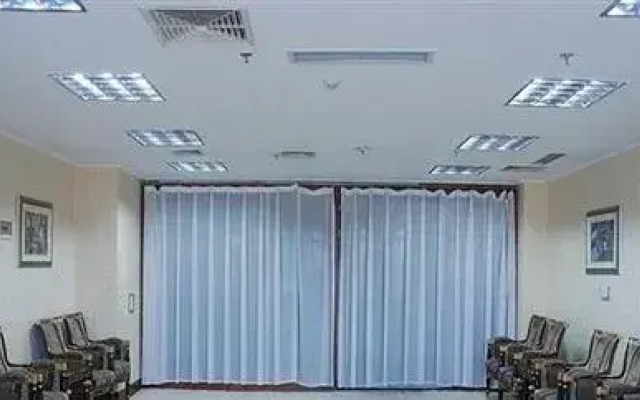 Lin Fuxin International Hotel