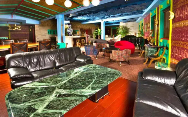 Mariaggi's Theme Suite Hotel & Spa