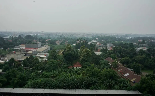 Modern And Relax Studio Room At Serpong Greenview Apartment