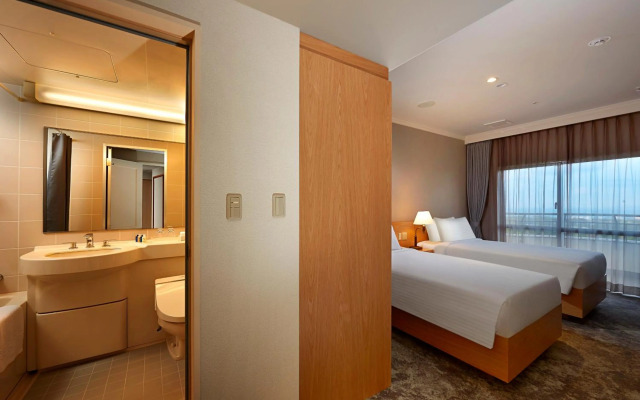 ANA Crowne Plaza Resort Okinawa Uruma Hills by IHG