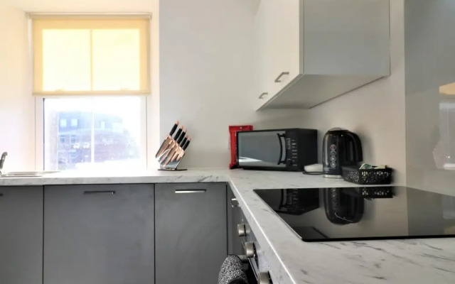 No 9 Bonnet Apartments - 3 Bed